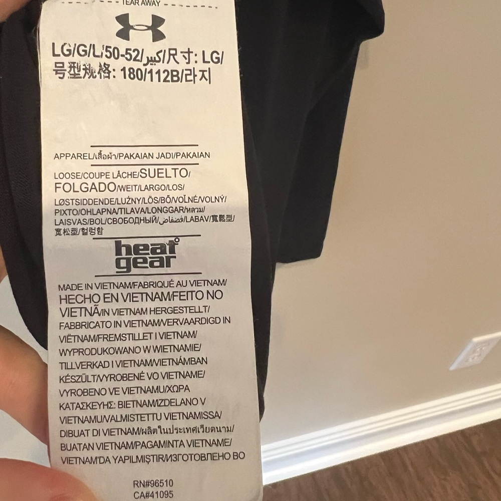 Under Armour Black Collared Zip Up Heat Gear Pullover | L - Picture 7 of 7